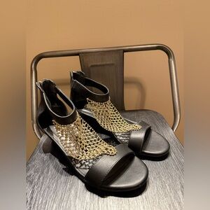 Thalia Sodi Women Ankle Strap Embellished Wedge Sandals Size US 7M Black